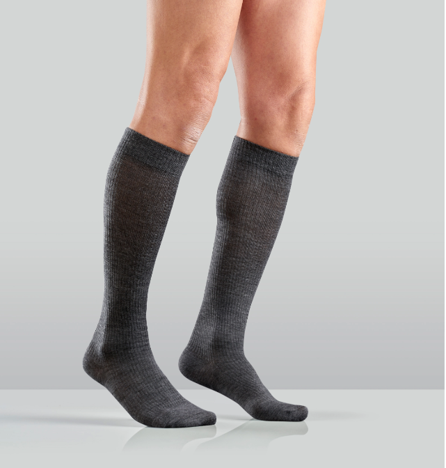 Компрессионные гольфы 1C118 VENOTEKS,  1 класс купить в OrtoMir24