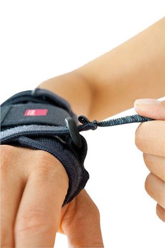 Ортез на лучезапястный сустав 879 Medi, сильная фиксация купить в OrtoMir24